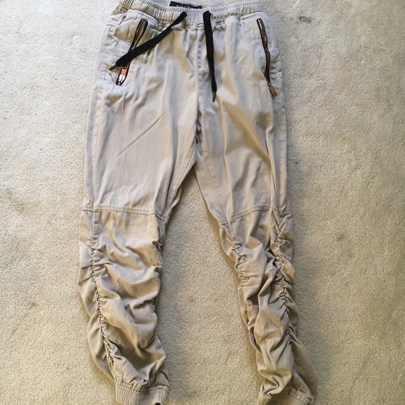 Beige sweatpants with scrunched pant legs - Picture 1 of 5